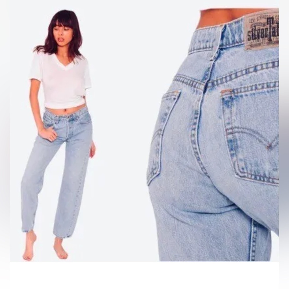 90’s Vintage Levi’s Silvertab Loose Baggy Light Wash Jeans Size 3